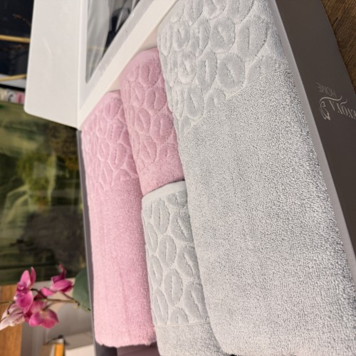 KISMİ KADİFE HAMAM TAKIMI BADEM DESEN %100 PAMUK 50-90 2 ADET+90-150 2 ADET 2